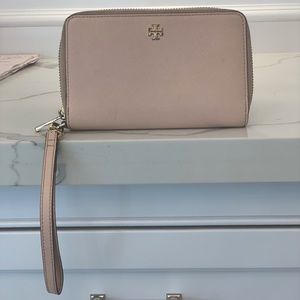 Tory Burch Wristlet